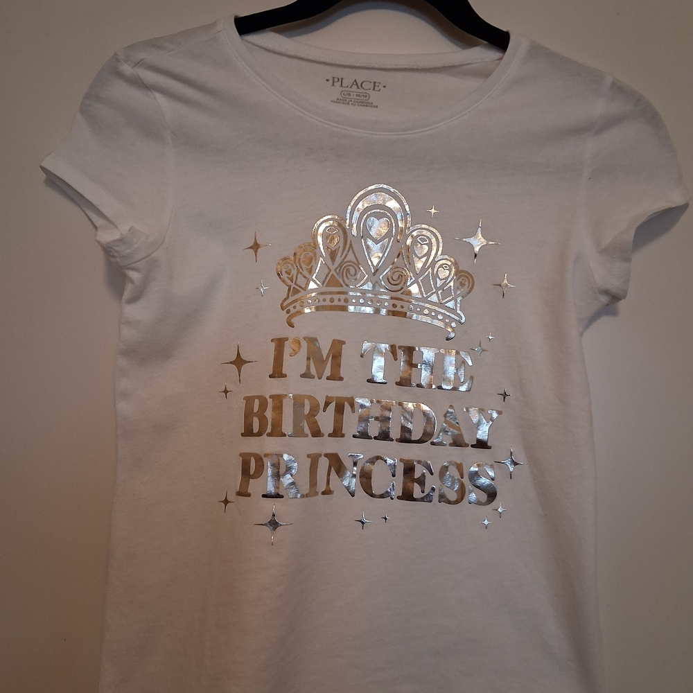 Children's Place White Tee with Bronze Birthday Princess Design Size LG